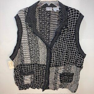 KORET BLACK WHITE BUTTON VEST PLUS 24W NWT